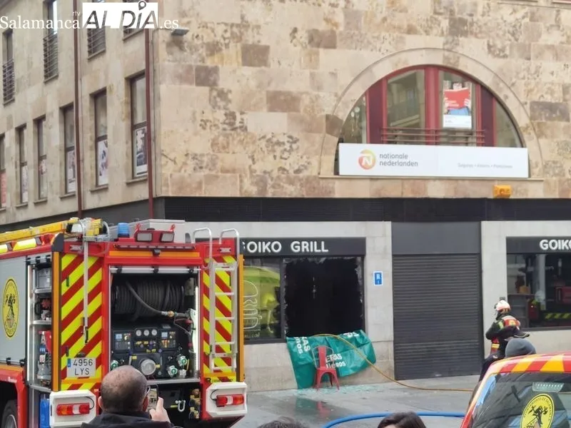 Incendio en el número 18 de la calle Correhuela