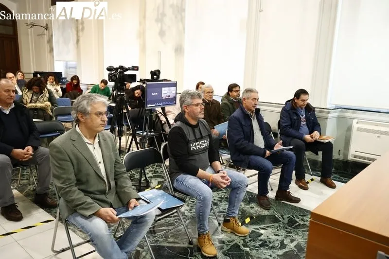 Entrega a 19 ayuntamientos de Salamanca de sus nuevos inventarios de bienes municipales. Foto de David Sañudo