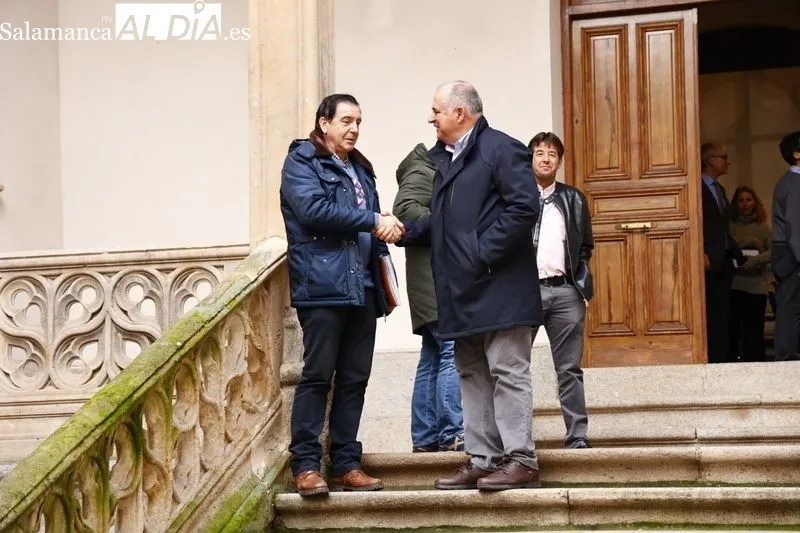 Entrega a 19 ayuntamientos de Salamanca de sus nuevos inventarios de bienes municipales. Foto de David Sañudo