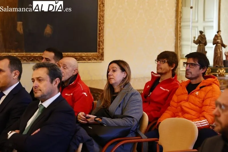 Presentación en el Ayuntamiento de la Media Maratón de Salamanca. Foto de David Sañudo