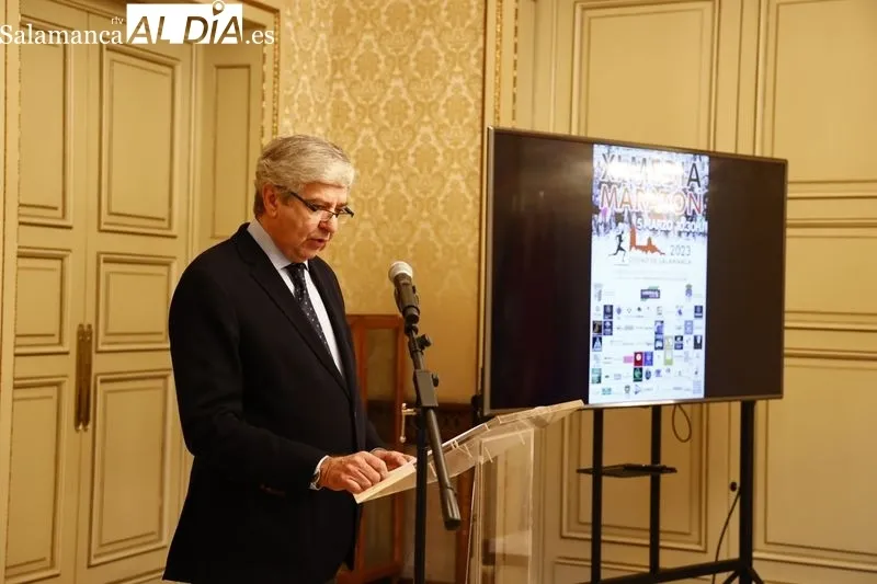 Presentación en el Ayuntamiento de la Media Maratón de Salamanca. Foto de David Sañudo