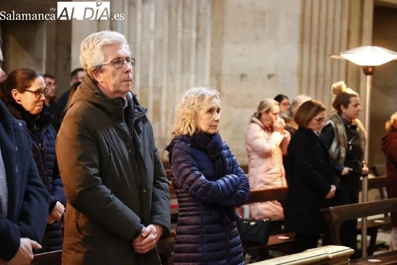 Misa dedicada a Benedicto XVI en la Clerecía. Foto de David Sañudo