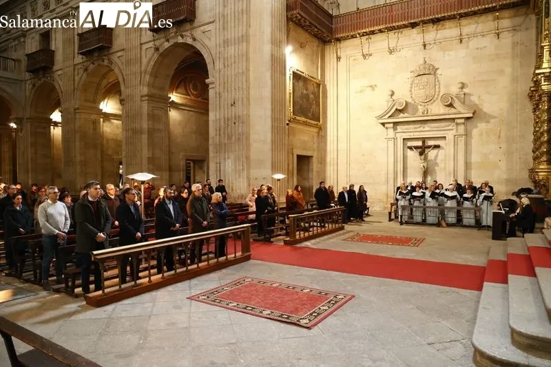 Misa dedicada a Benedicto XVI en la Clerecía. Foto de David Sañudo