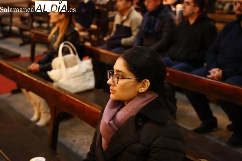 Misa dedicada a Benedicto XVI en la Clerecía. Foto de David Sañudo