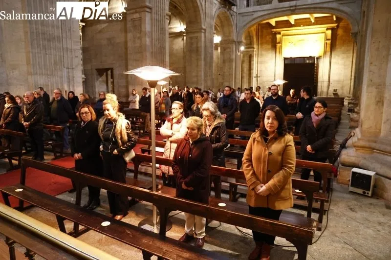 Misa dedicada a Benedicto XVI en la Clerecía. Foto de David Sañudo