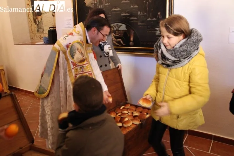 Foto 5 - Los m&aacute;s peque&ntilde;os protagonizan el d&iacute;a del Ni&ntilde;o Jes&uacute;s de Praga