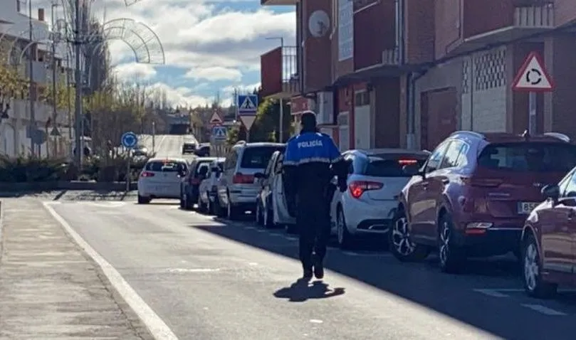 Foto de archivo de un agente de la Policía Local en Santa Marta de Tormes