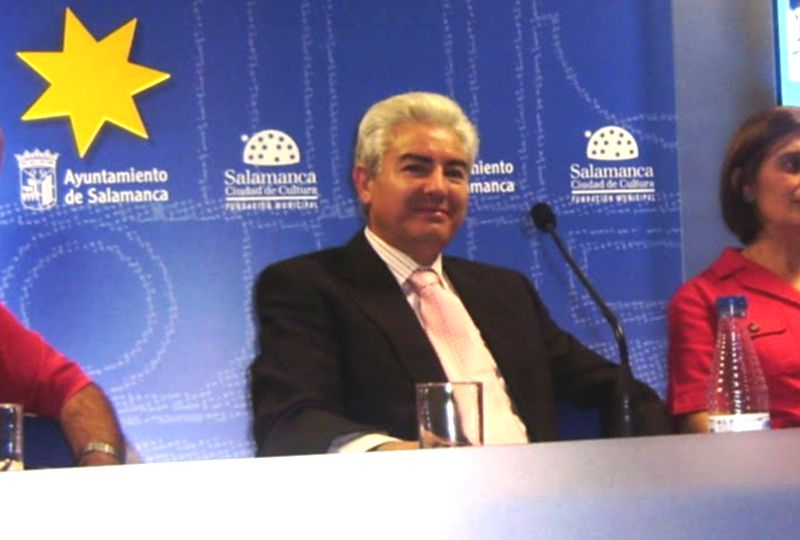 Jesús Alejo Guarde, autor del libro ‘Sin límites’, en la presentación de un libro anterior. Foto Fundación Salamanca Ciudad de Cultura