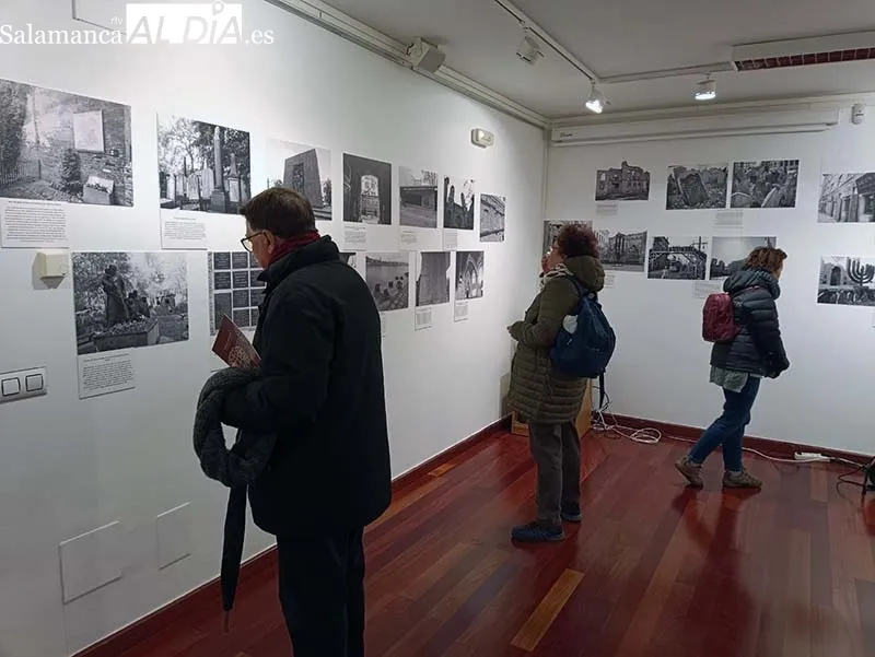 Foto 4 - Ricardo Angoso, periodista: &ldquo;Es  vital que el legado y la memoria de las v&iacute;ctimas y testigos  sigan vigentes&rdquo;