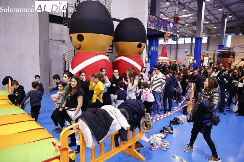 Los más pequeños disfrutan de Navidiver | FOTOS: David Sañudo