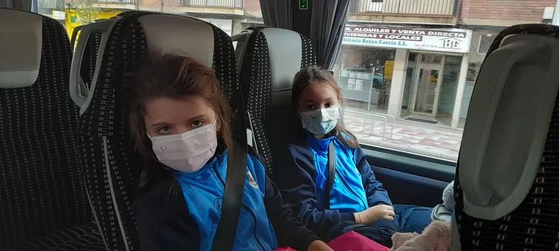 Visita de escolares del colegio San Juan Bosco a las instalaciones de Mercasalamanca