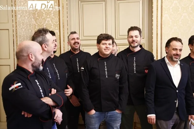 Presentación en el Ayuntamiento de la expedición de Salamanca que acudirá a Madrid Fusión