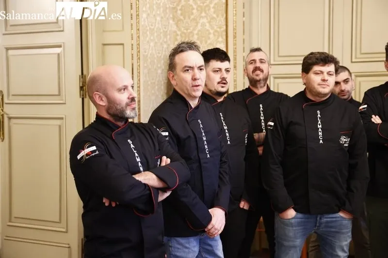 Presentación en el Ayuntamiento de la expedición de Salamanca que acudirá a Madrid Fusión