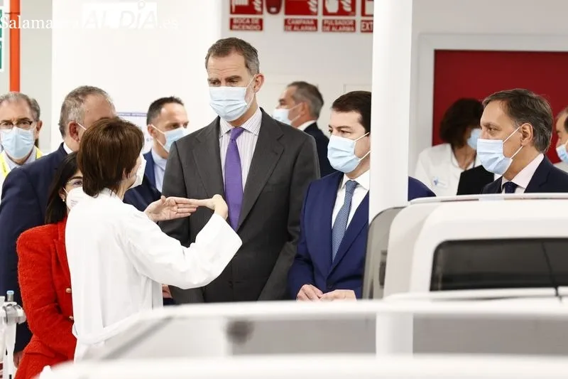 Visita del rey Felipe VI al Hospital de Salamanca. Foto de David Sañudo