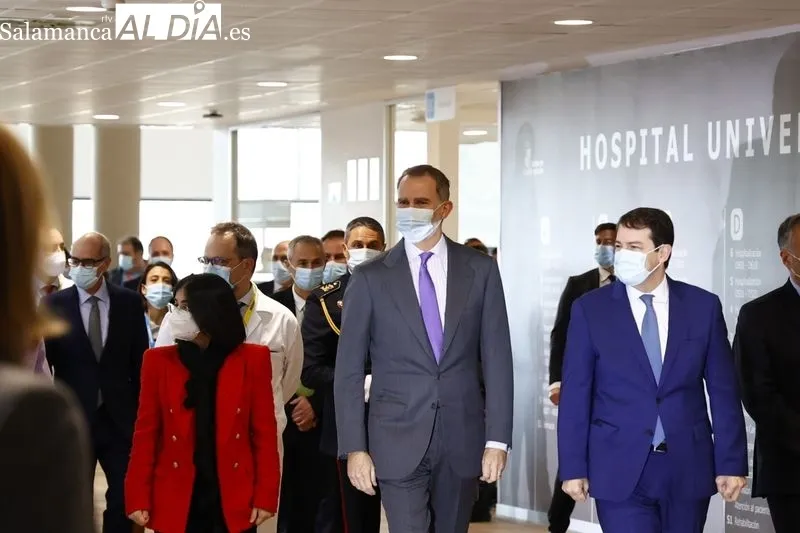 Visita del rey de España, Felipe VI, al  Hospital Universitario de Salamanca. Foto de David Sañudo