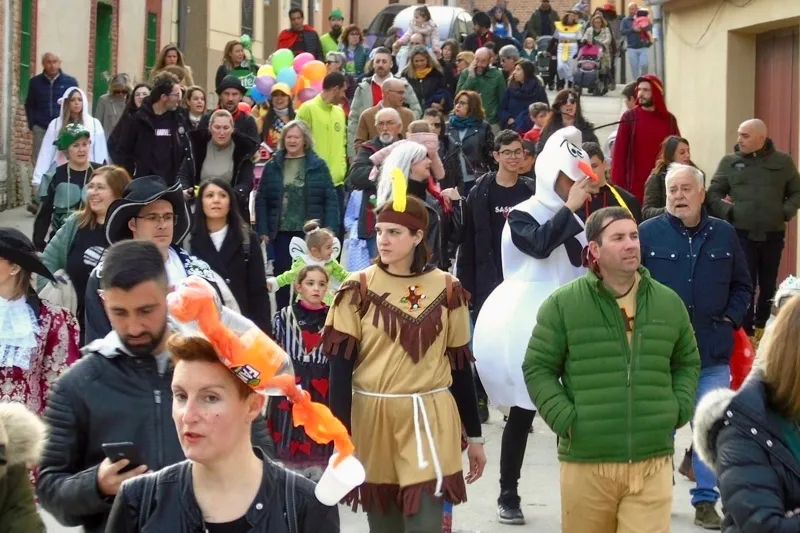 Macotera celebraba este domingo su desfile de carnaval