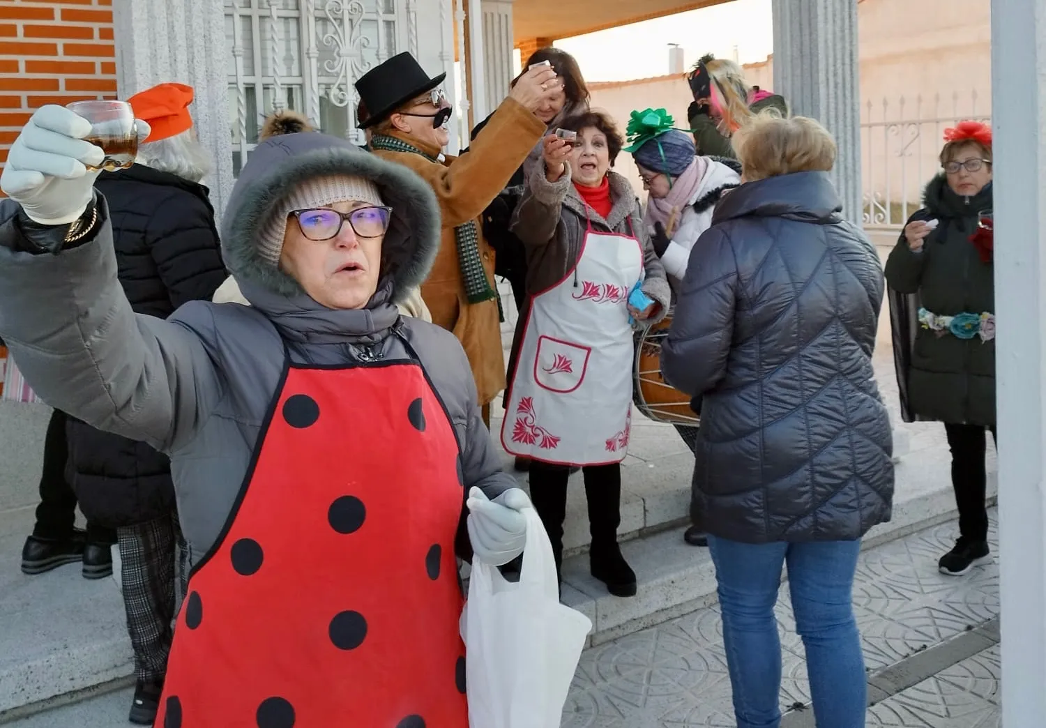 Foto 3 - Las &Aacute;guedas de Cantaracillo viven una animada jornada festiva