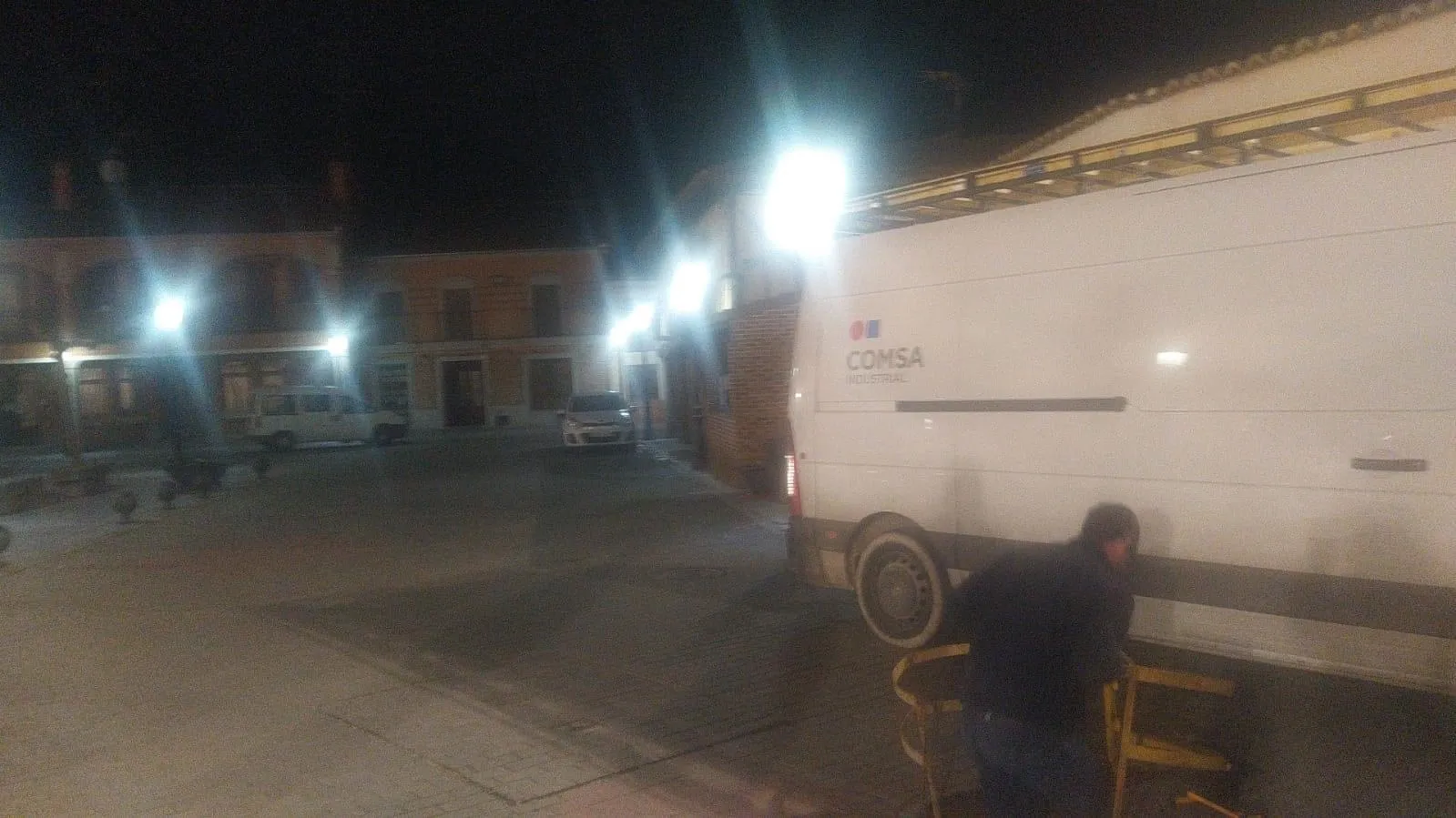 Foto 2 - Malestar y cabreo general en Macotera tras una nueva aver&iacute;a el&eacute;ctrica y la falta de respuestas de Iberdrola 