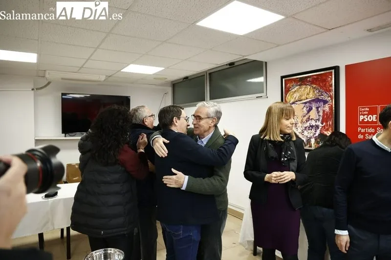 Foto 3 - El PSOE de Salamanca celebra un homenaje a los militantes con antig&uuml;edad superior a 40 a&ntilde;os en el partido