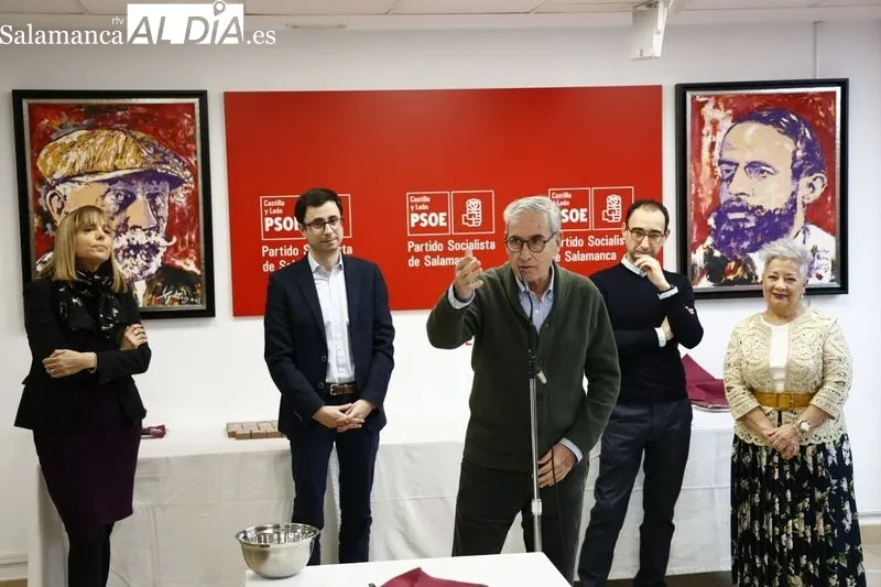 Foto 14 - El PSOE de Salamanca celebra un homenaje a los militantes con antig&uuml;edad superior a 40 a&ntilde;os en el partido