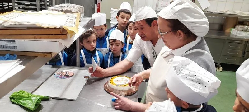 Foto 9 - Los alumnos del San Juan Bosco se convierten en reposteros