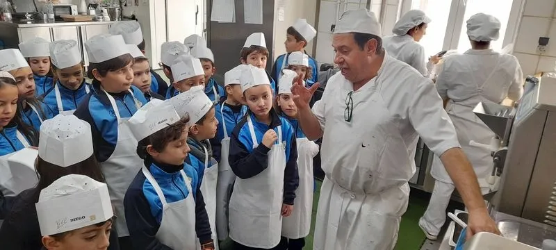 Foto 2 - Los alumnos del San Juan Bosco se convierten en reposteros