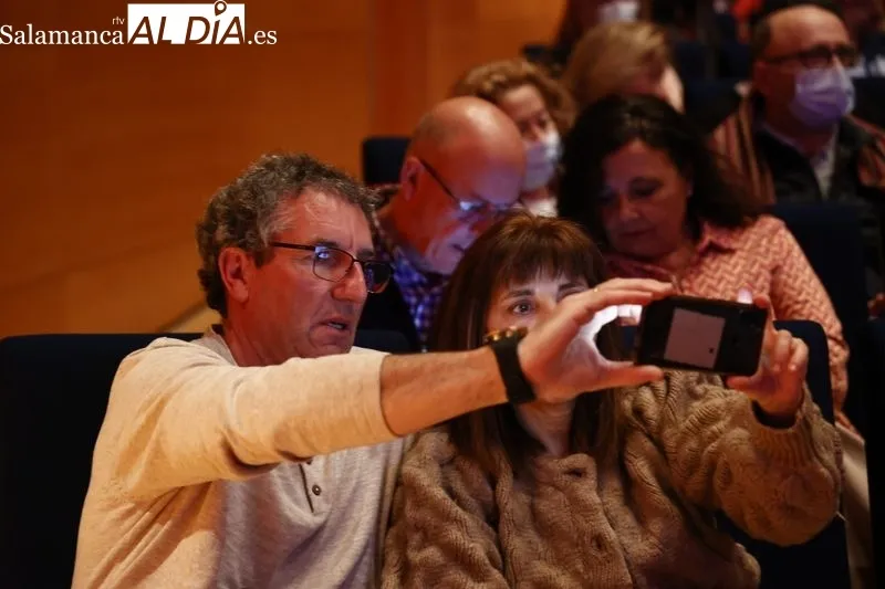 Concierto de Víctor Manuel en el CAEM. Fotos: David Sañudo