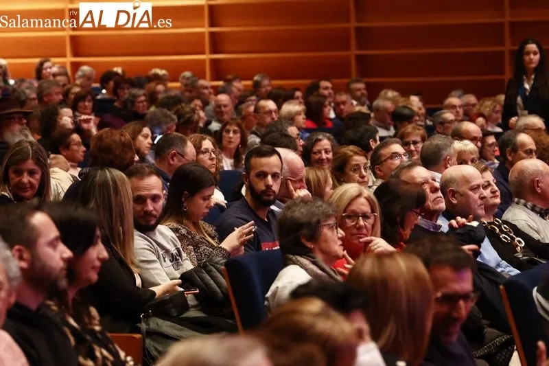 Concierto de Víctor Manuel en el CAEM. Fotos: David Sañudo