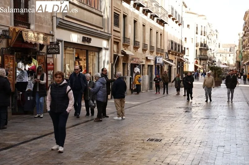 El centro de Salamanca, en la mañana de este domingo. Fotos: David Sañudo