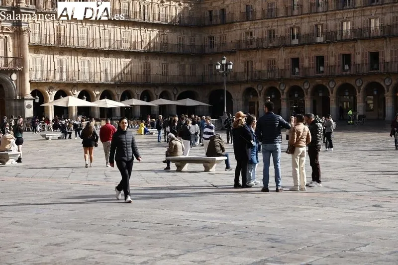 El centro de Salamanca, en la mañana de este domingo. Fotos: David Sañudo