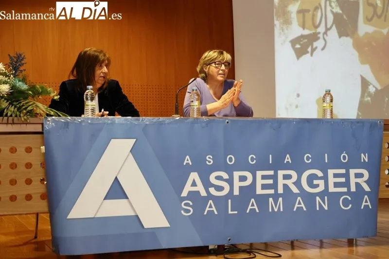 Foto 15 - Estos actos han tenido lugar en Salamanca con motivo del D&iacute;a Internacional del S&iacute;ndrome de Asperger