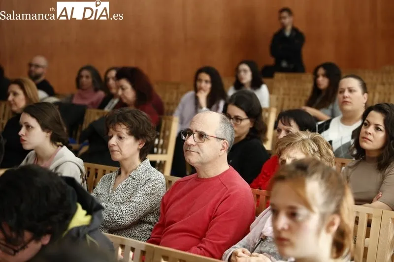 Foto 2 - Estos actos han tenido lugar en Salamanca con motivo del D&iacute;a Internacional del S&iacute;ndrome de Asperger