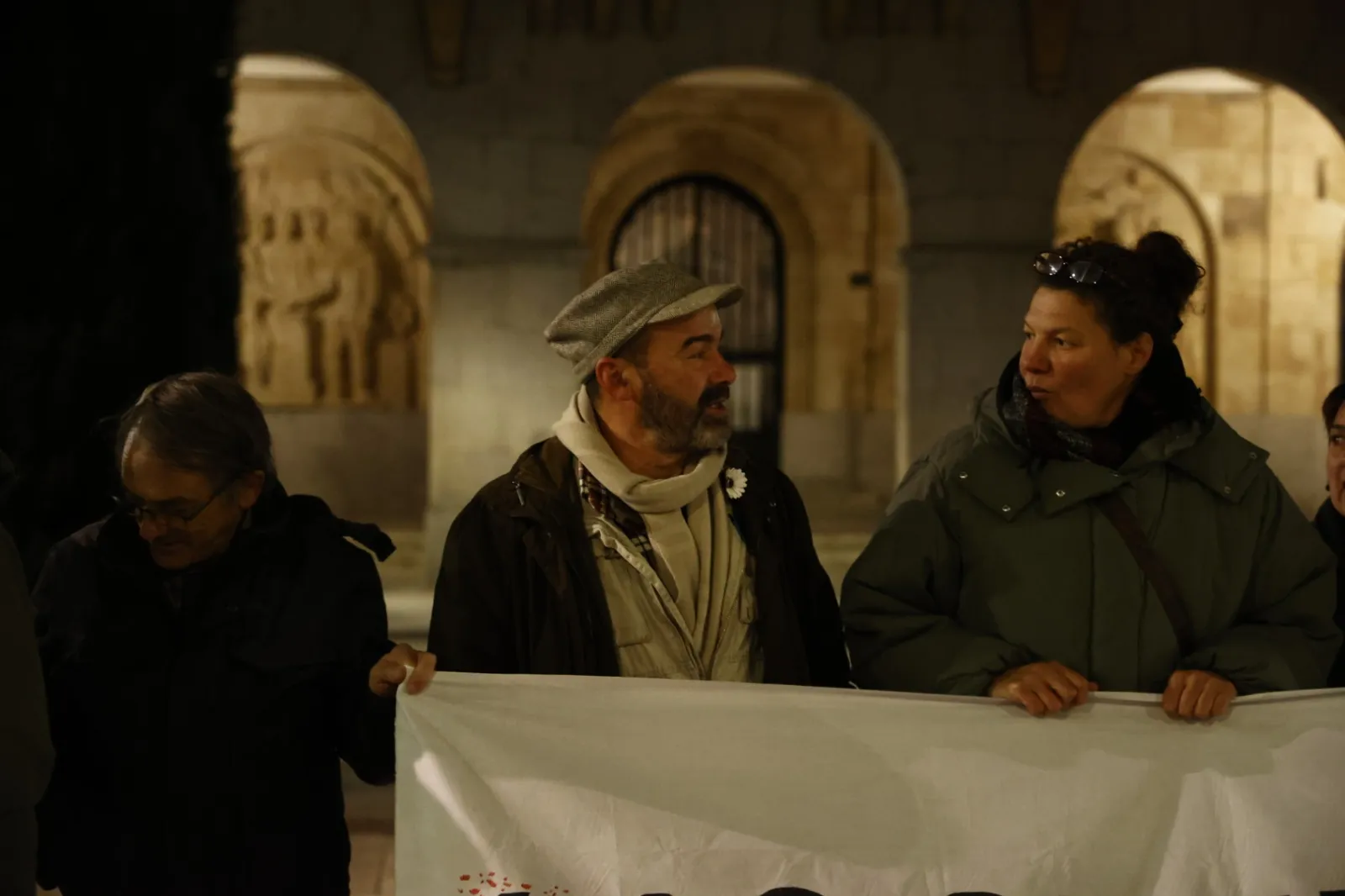 Foto 12 - As&iacute; ha sido la concentraci&oacute;n en Salamanca contra "todas las guerras"
