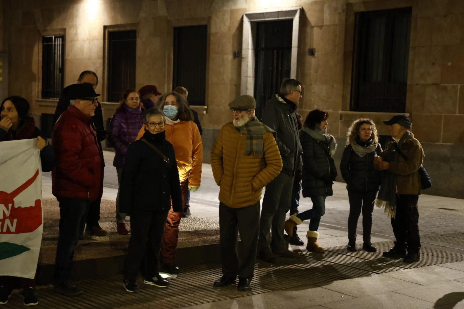 Foto 5 - As&iacute; ha sido la concentraci&oacute;n en Salamanca contra "todas las guerras"