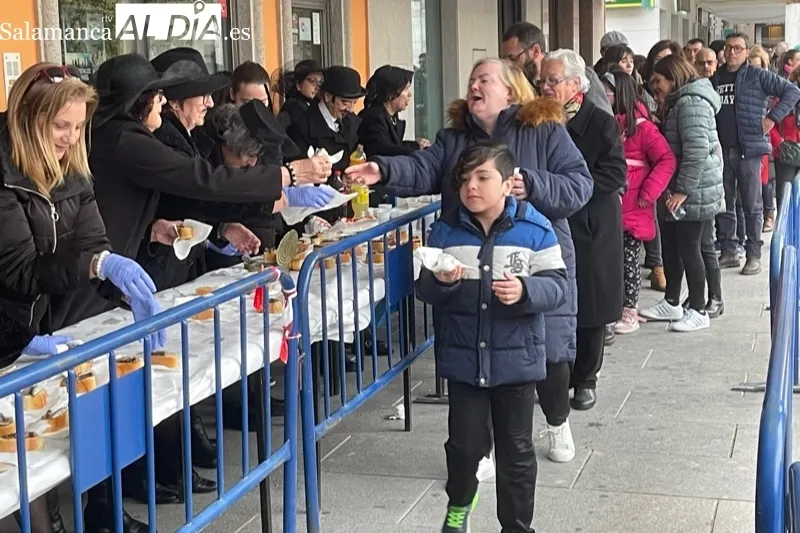 Las plazas de Peñaranda acogían el entierro de la sardina
