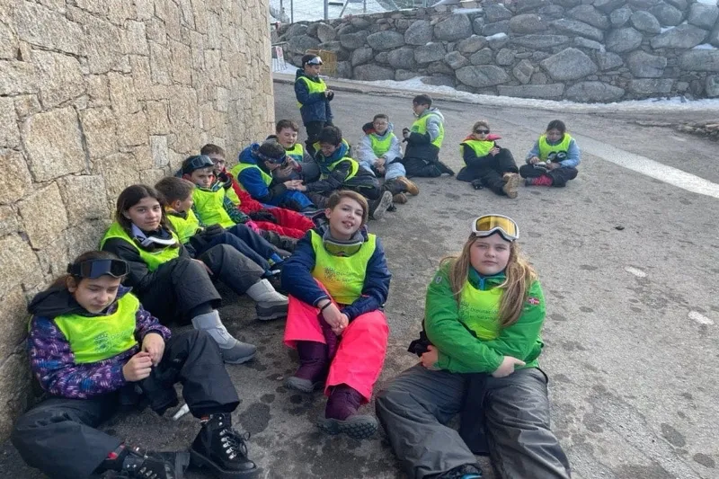 Escolares del CEIP Severiano Montero han visitado la estación de la Covatilla
