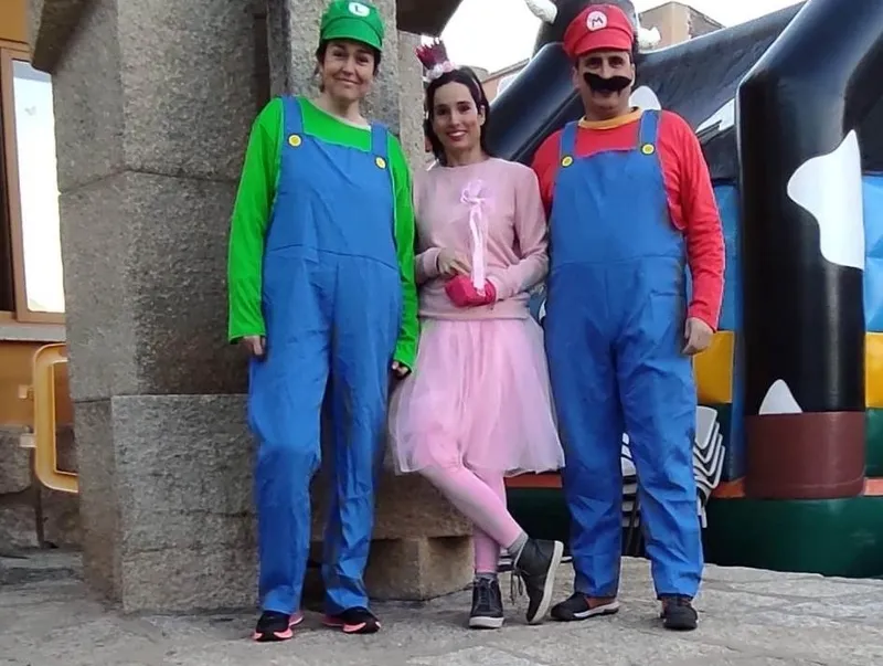Foto 4 - Extraordinaria participaci&oacute;n de disfraces en el Carnaval de Villavieja de Yeltes