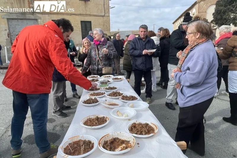 Villar de Gallimazo vive su XI Matanza Tradicional