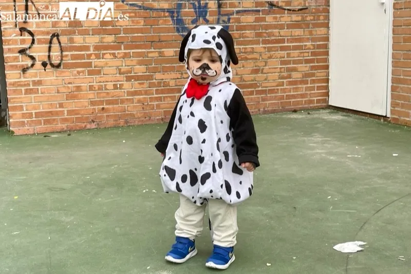 El parque La Huerta acogía el tradicional baile infantil de Carnaval