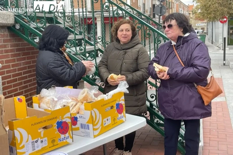 Manos Unidas ha celebrado en la Plaza de España su Operación Bocata