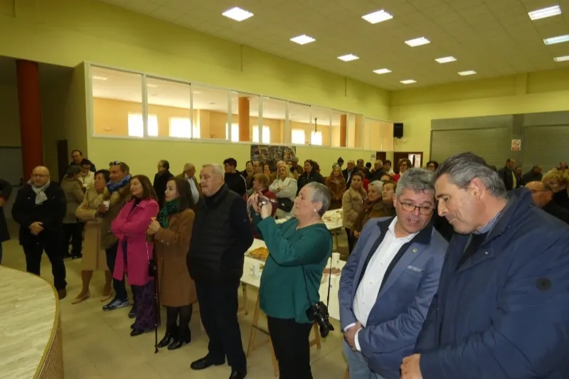 Palaciosrubios ha rendido homenaje a sus alcaldes de la democracia 