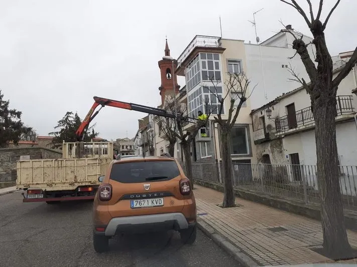 Foto 3 - El Ayuntamiento presenta el parte de infraestructuras y mantenimiento