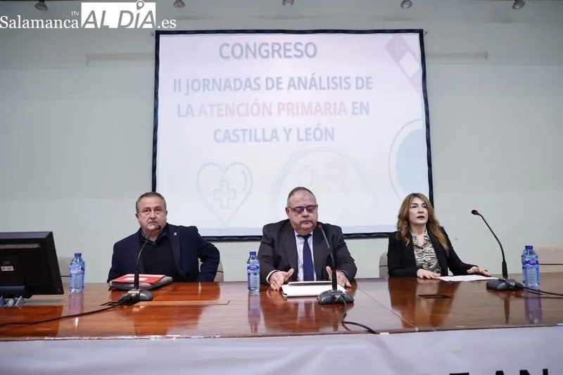 Congreso sobre Atención Primaria organizado por Comisiones Obreras en la Facultad de Medicina, en Salamanca. Foto de David Sañudo