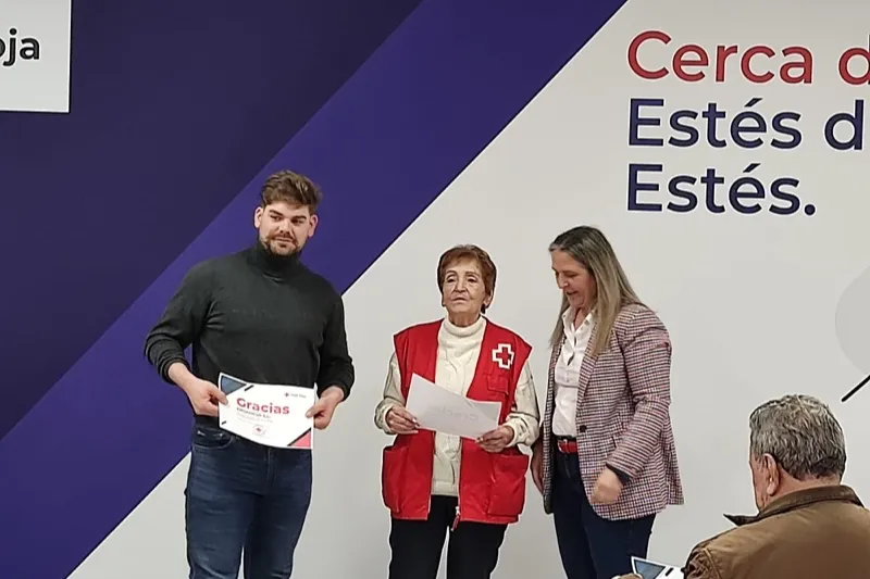 La Asamblea comarcal de Cruz Roja organizaba un reconocimiento a las empresas locales