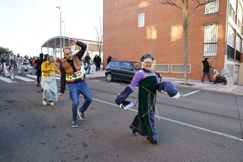 Foto 15 - La batucada Blocco Charro pone el ritmo en Vistahermosa
