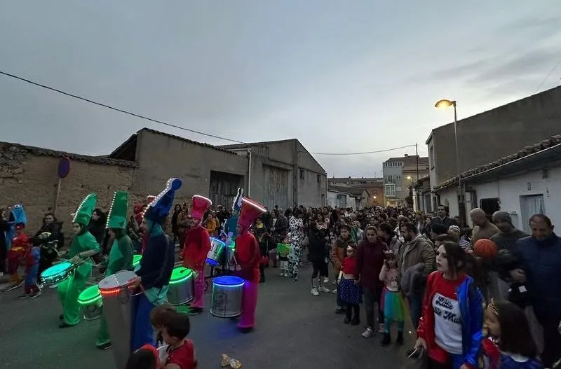 Desfile de Carnaval en Castellanos de Moriscos