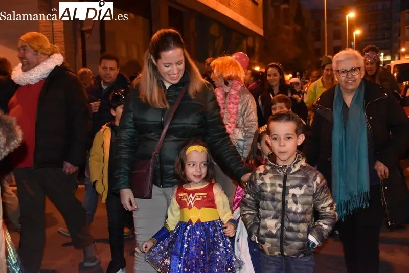 Foto 39 - As&iacute; se ha vivido el lunes de Carnaval en el Barrio del Oeste
