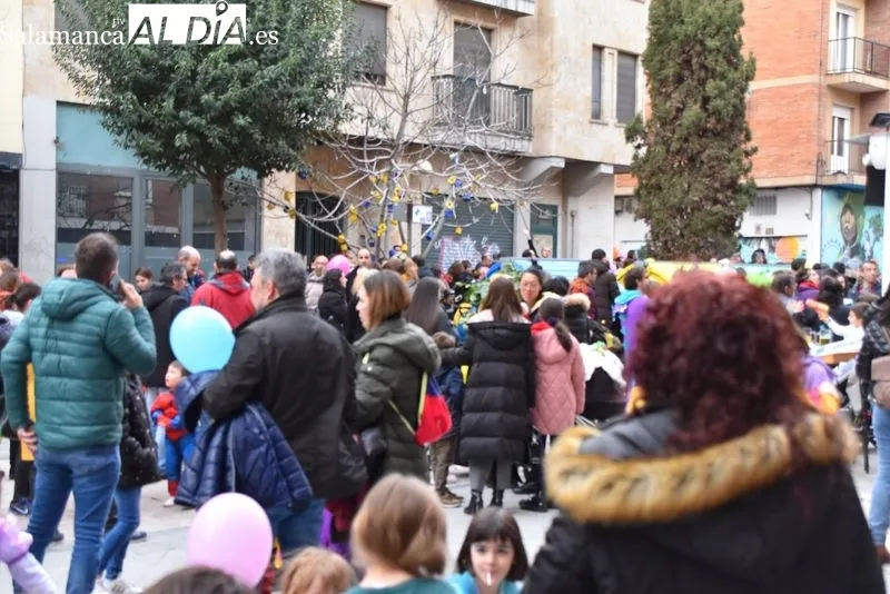 Foto 29 - As&iacute; se ha vivido el lunes de Carnaval en el Barrio del Oeste