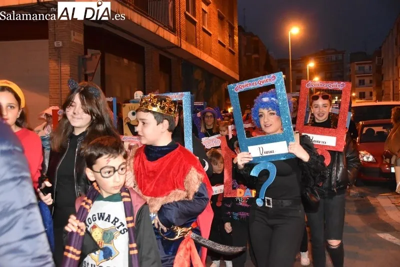 Desfile de Carnaval en el barrio del Oeste. Foto de Vanesa Martins