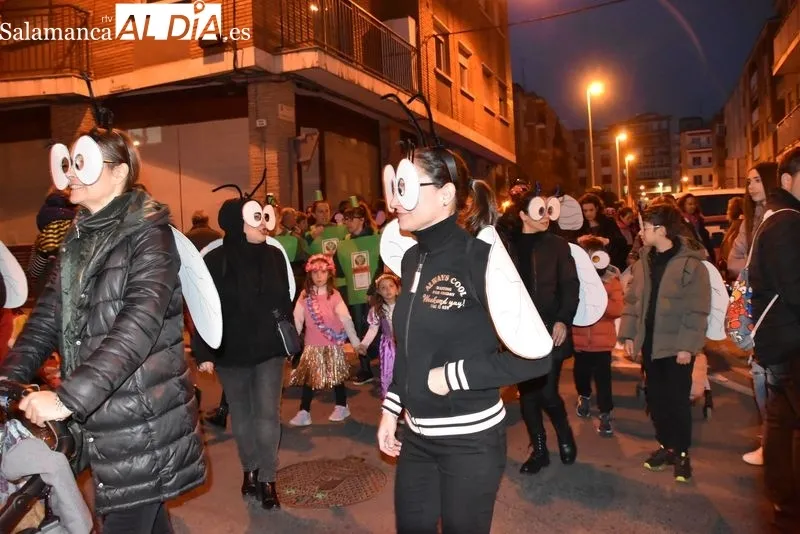 Desfile de Carnaval en el barrio del Oeste. Foto de Vanesa Martins